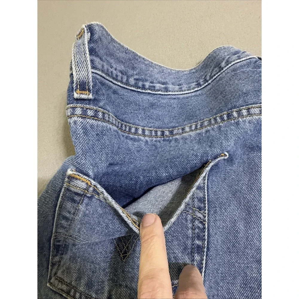 Levis these jorts